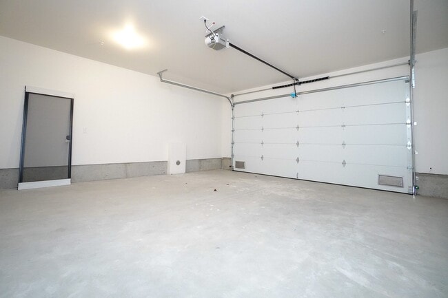 Building Photo - 4613 Iota St