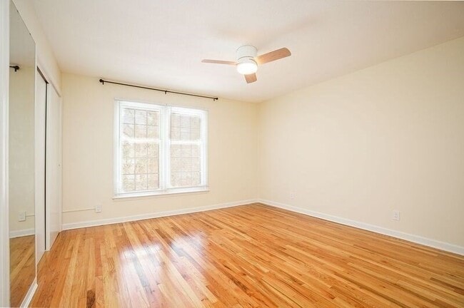 Building Photo - 58 Williamsburg Dr