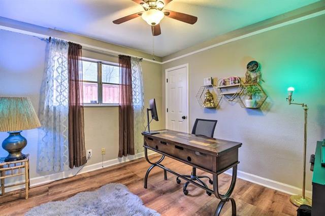 Building Photo - 7013 Meadowbrook Dr