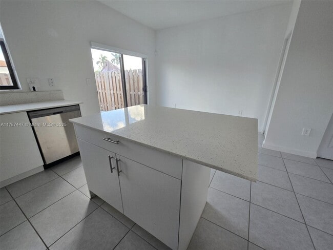 Building Photo - 11768 SW 247th Ter