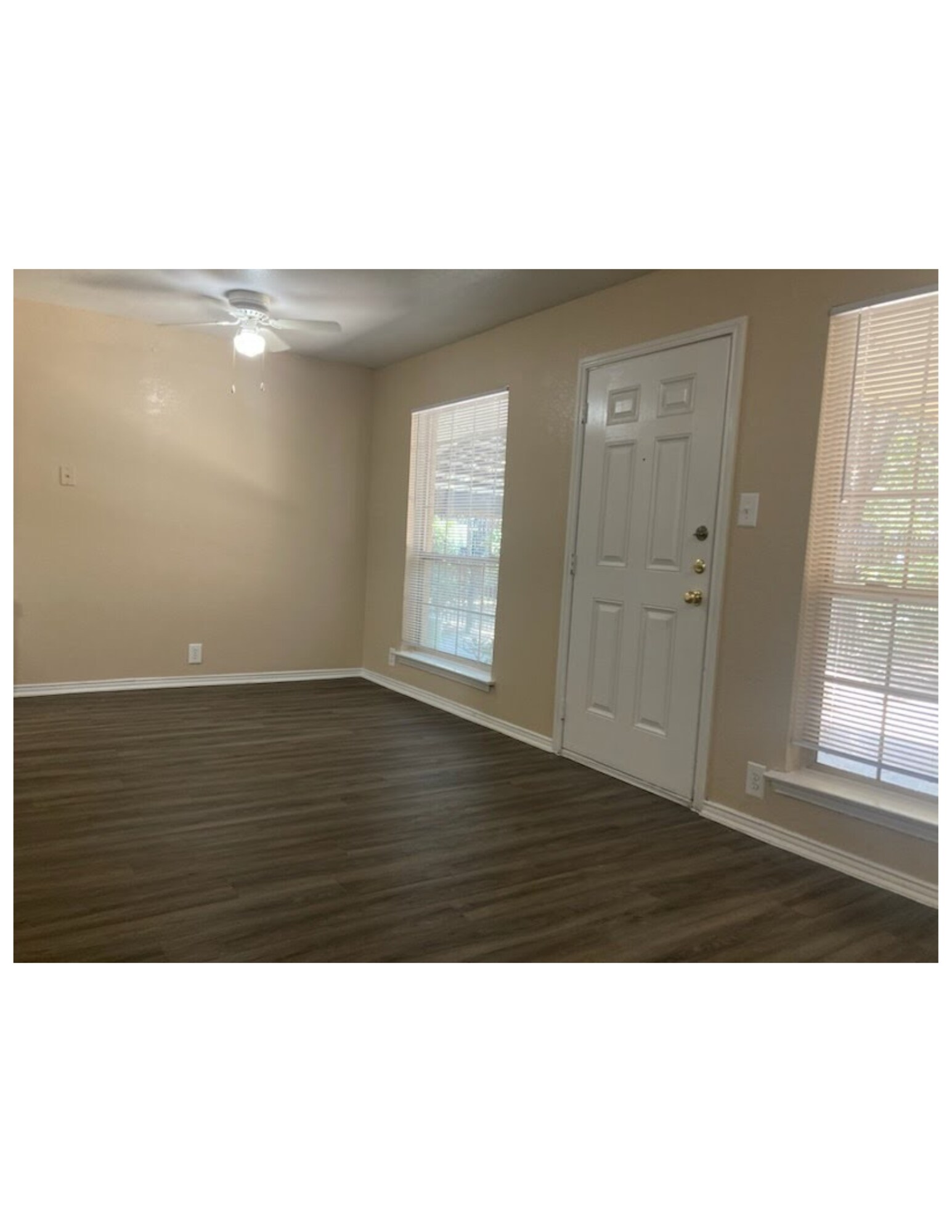 Building Photo - 2701 Green Oaks Rd