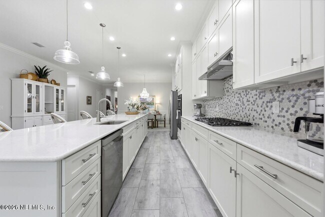 Building Photo - 429 Pelican Pointe Rd