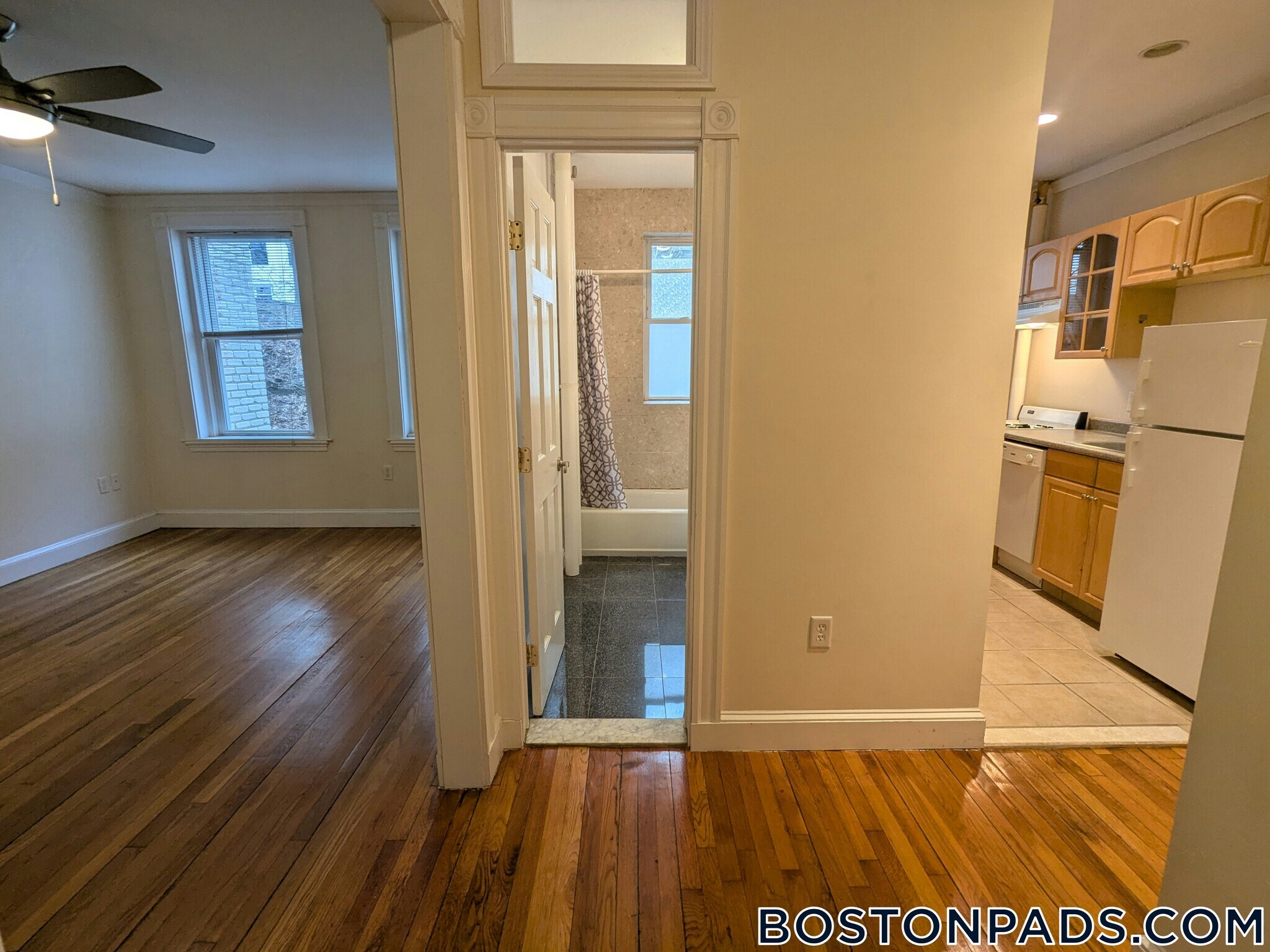 Building Photo - 33 Walbridge St
