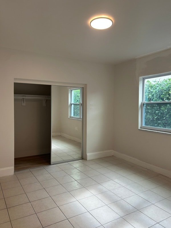 Building Photo - 485 NW 25th Ct