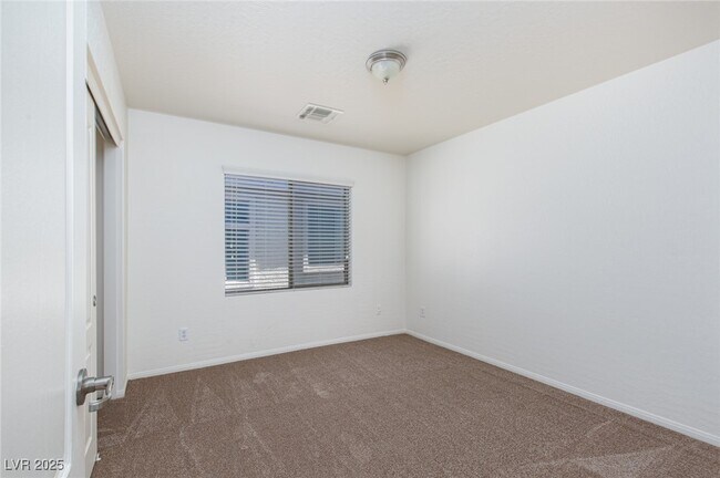 Building Photo - 5945 Gold Horizon St