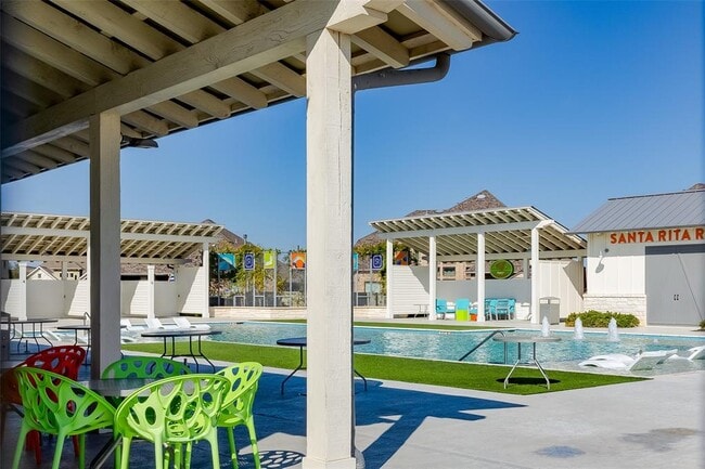 Building Photo - 252 Clear Frk Lp