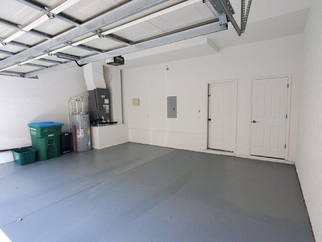 Building Photo - Jesups Reserve 1872 SQ. FT. Townhome (2 Ca...