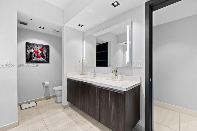 Building Photo - 1180 N Federal Hwy