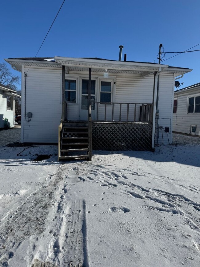 Building Photo - Check Out This 2-Bed/1-Bath Home in Bluffton!