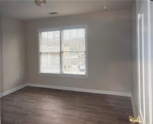 Building Photo - 3030 Winston Terrace Ct