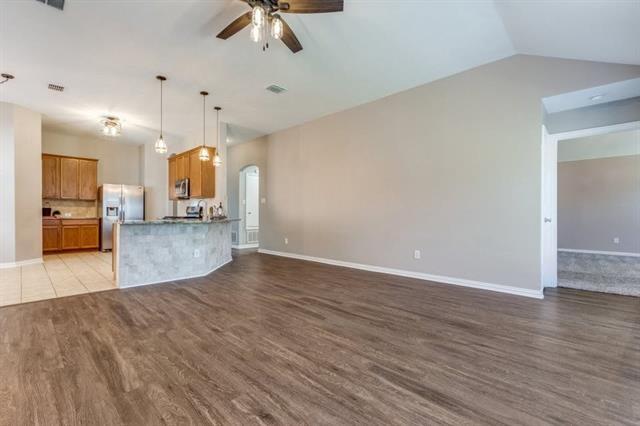 Building Photo - 2333 Aurora Dr