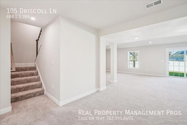 Building Photo - 105 Driscoll Ln