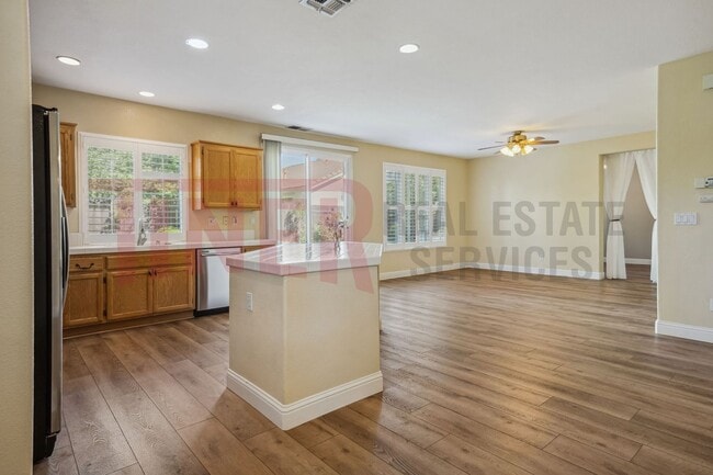 Building Photo - 9836 Tundra Swan Cir