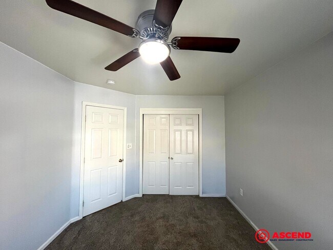 Building Photo - Beautiful 4 Bedroom Home in the Southwest!