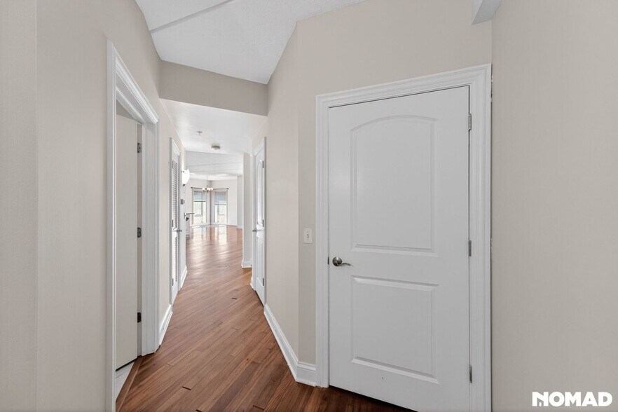 Building Photo - 787 Graceland Ave