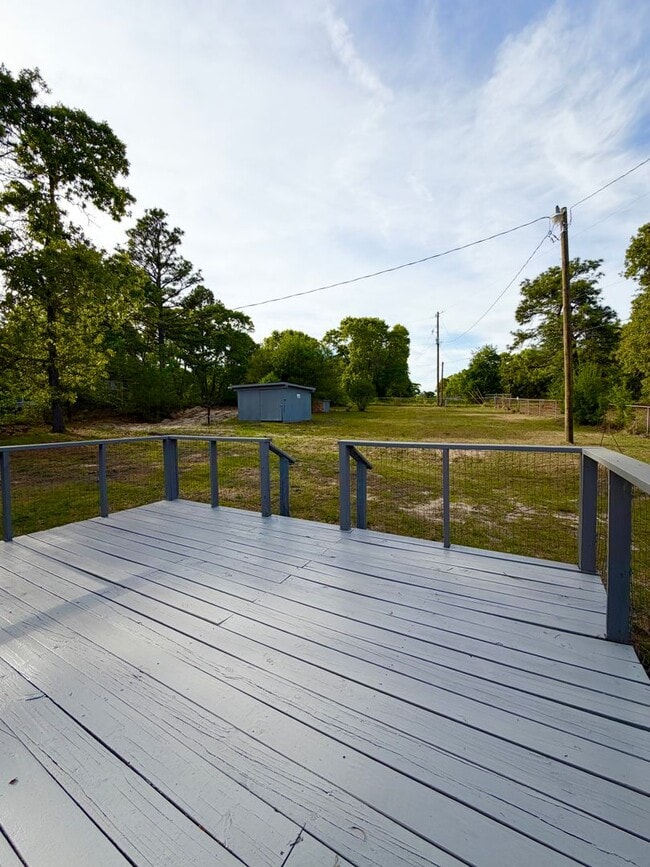 Building Photo - 3 Bedroom 1 Bath Home