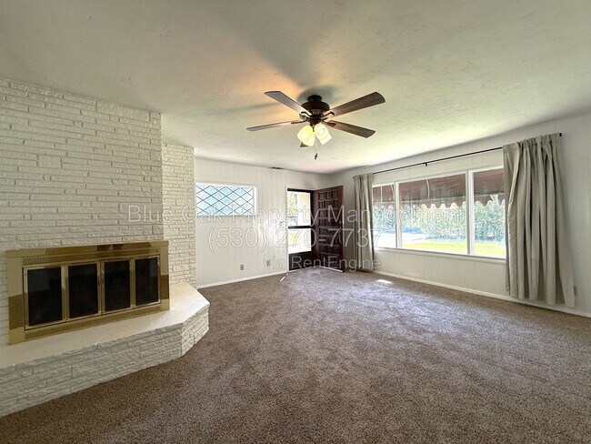 Building Photo - 2040 Humboldt Rd