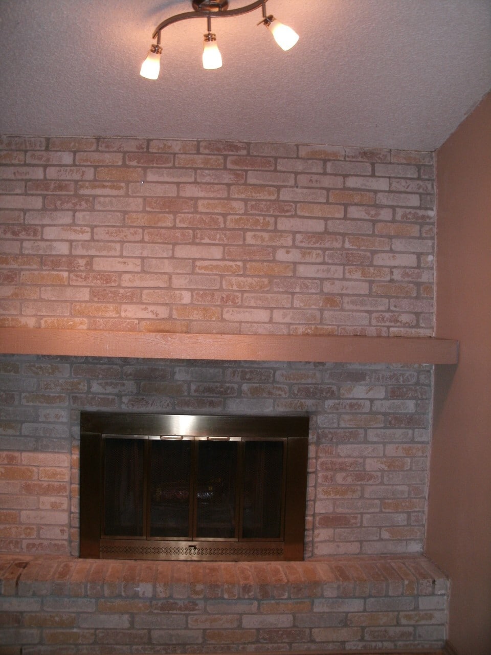 Building Photo - 13335 El Charro St