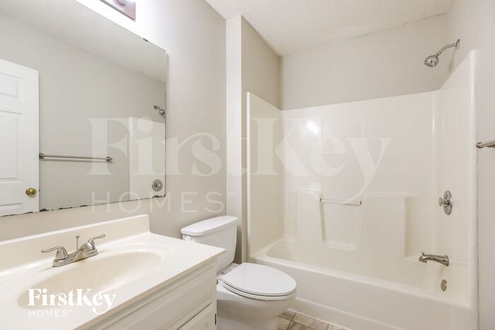 Building Photo - 6826 Willis Dr
