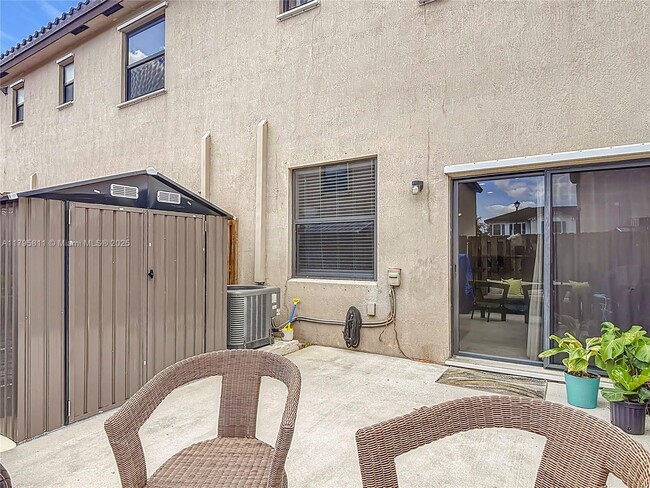 Building Photo - 15073 SW 115th Terrace