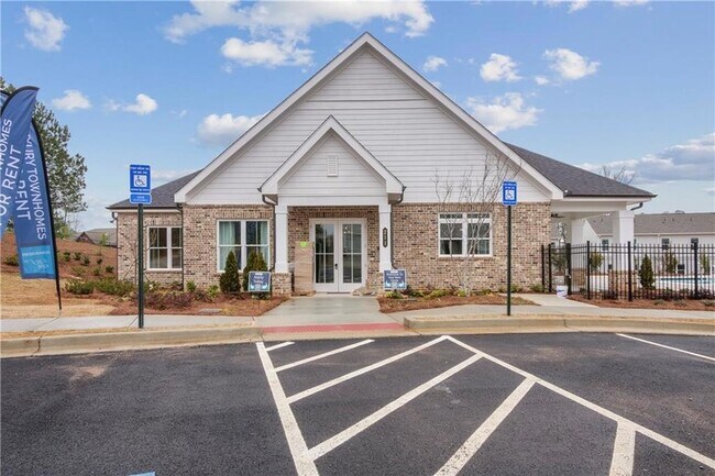 Building Photo - 211 Cypress Ln