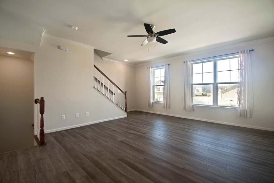 Bright Living Room - 105 Gristmill Ct