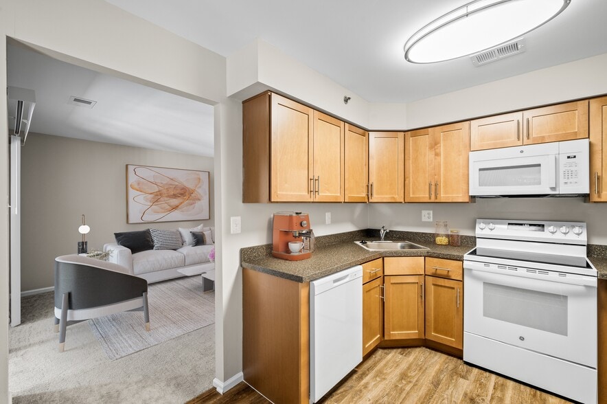 Building Photo - Chaddwell Apartments