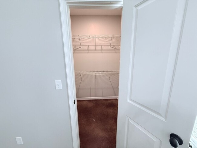 Building Photo - 104 Private Rd 4017