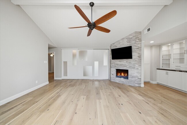 Building Photo - 14110 Barryknoll Ln