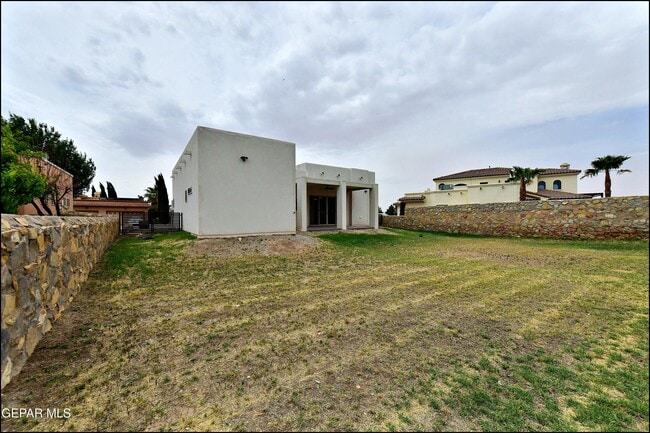 Building Photo - 5973 Cartagena Cir