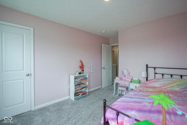 Building Photo - 6810 Birmingham Ave