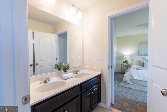 Building Photo - 4340 Chapel Rd