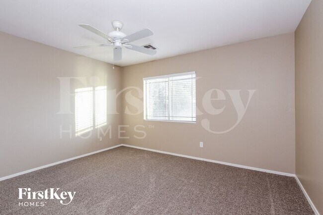 Building Photo - 17750 W Maui Ln