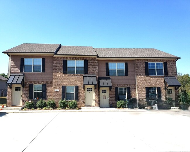 Primary Photo - 2 Bedroom 1.5 Bath Townhome