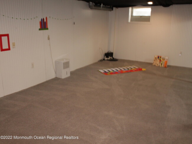 Building Photo - 5002 Trotters Way