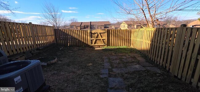 Building Photo - 3114 Banneker Dr NE