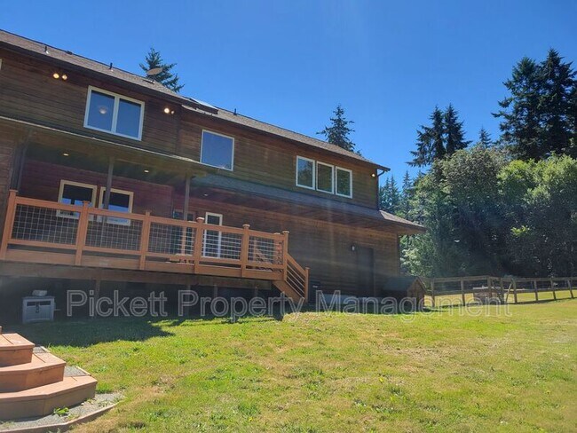 Building Photo - 27201 WA-3