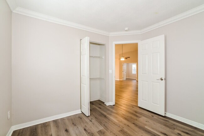 Building Photo - 354 Morning Creek Cir