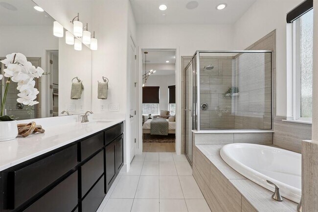 Building Photo - 4025 Lazy River Bend