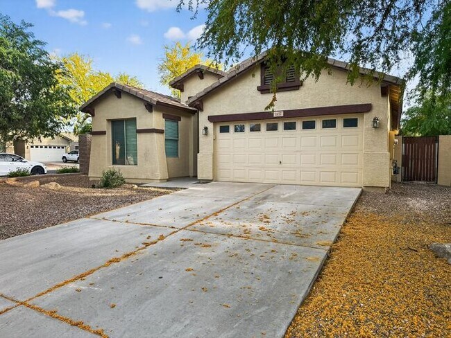 Building Photo - Single level, 4 bed 2 bath in Gilbert