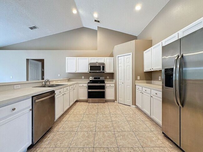 Building Photo - Poinciana single family home in Village 7,...