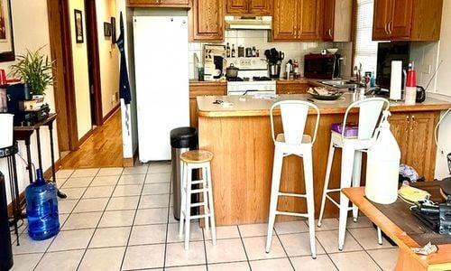 Building Photo - 3 bedroom in Chicago IL 60625