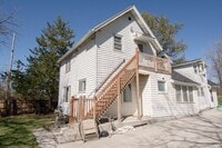 Building Photo - 2020/2022 Eastwood Rd SE