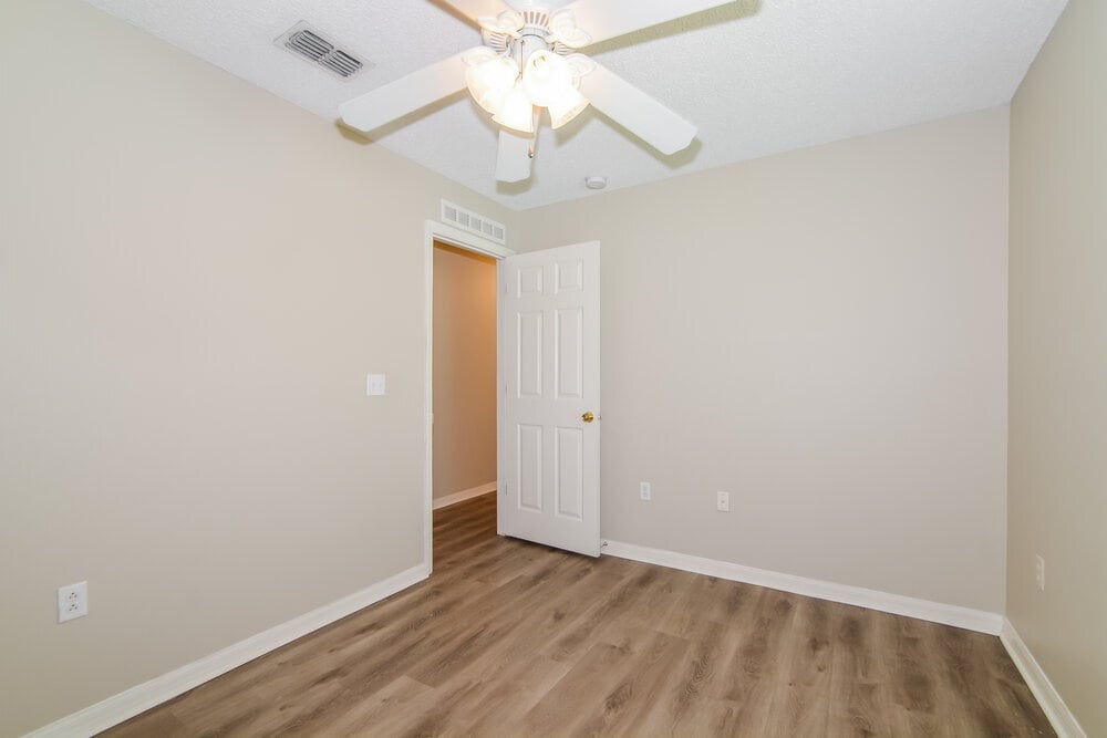 Building Photo - 3830 Sleepy Hill Oaks Loop