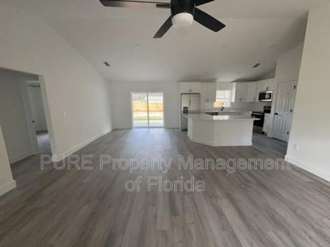 Building Photo - 5787 NW 62nd Ave