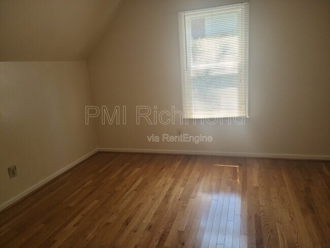 Building Photo - 10412 Kings Grant Dr