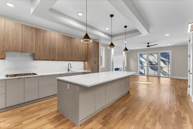Building Photo - 4846 S St Lawrence Ave