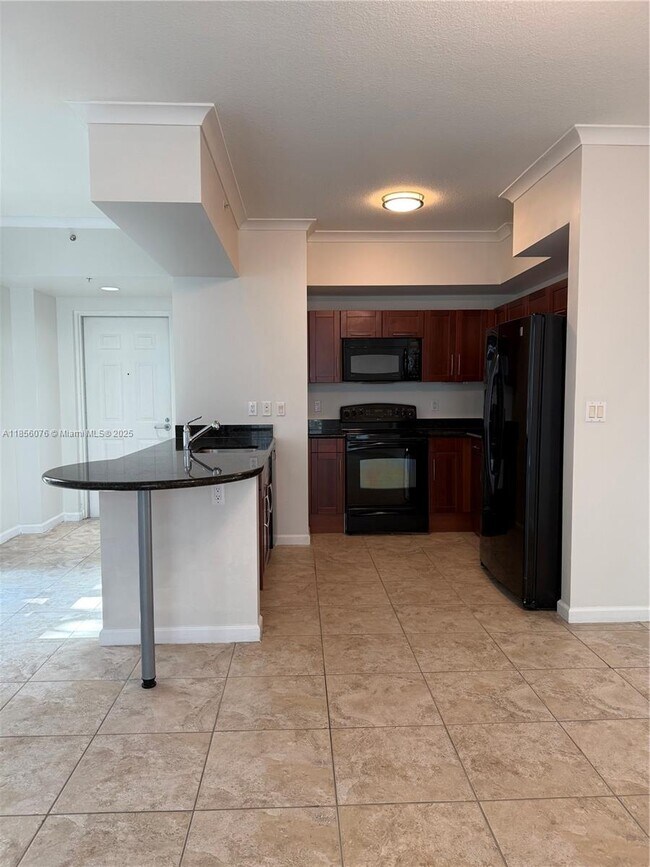 Building Photo - 7270 SW 89th St