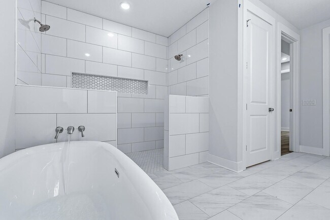 Building Photo - 7179 Freedom Ct