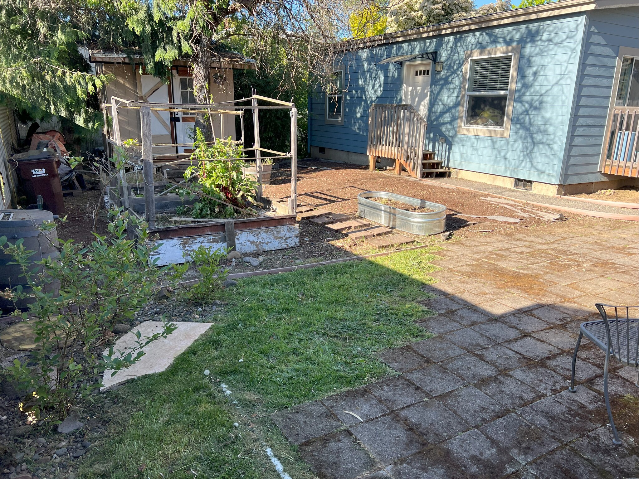 Building Photo - 4255 Northeast Wygant Street